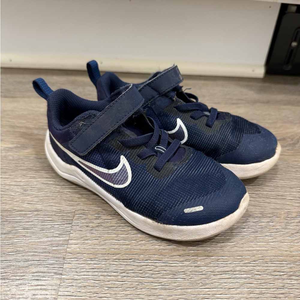 Nike Kids Navy Blue Sneakers